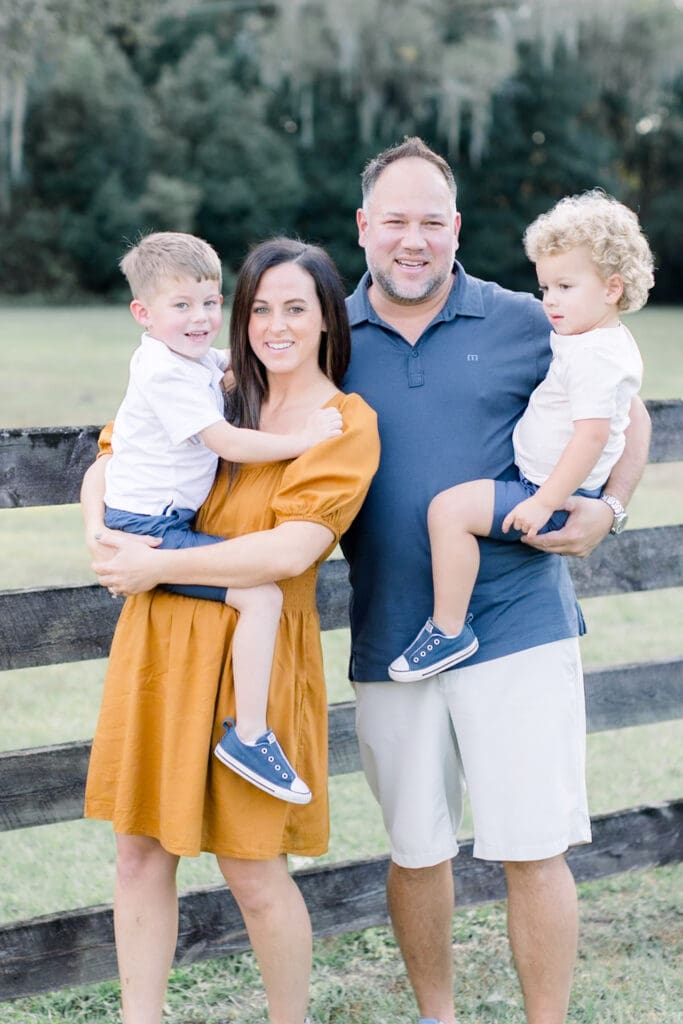 Family with two little boys at Lake Park for a Tampa Family Photography Mini Session.